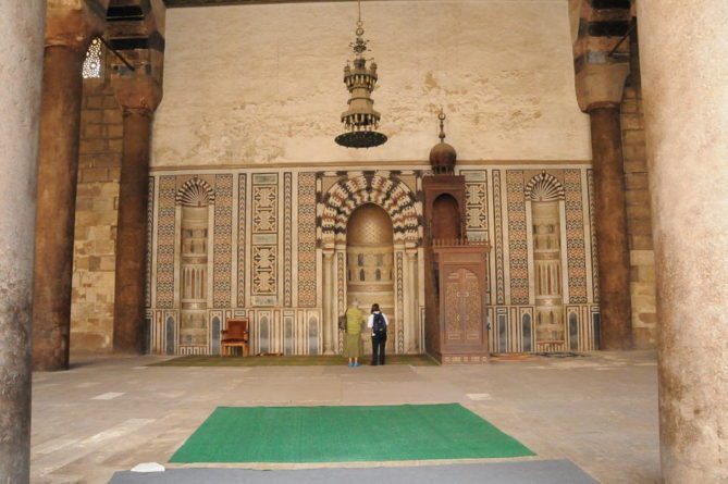 green Mosque - inside
