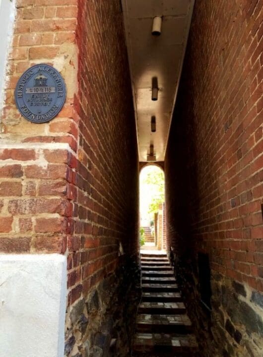 Hunt for Historic Homes Hunt for Historic Homes plaques and markers