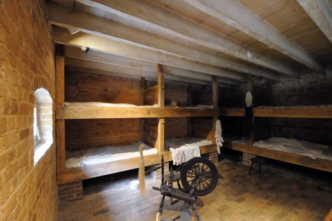 Mount Vernon Slave Quarters