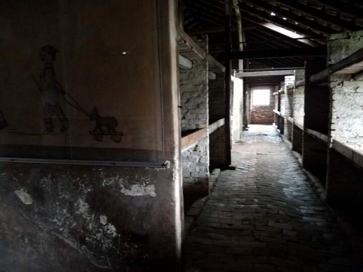auschwitz II–birkenau, auschwitz II–birkenau, auschwitz concentration camp bedroom for children