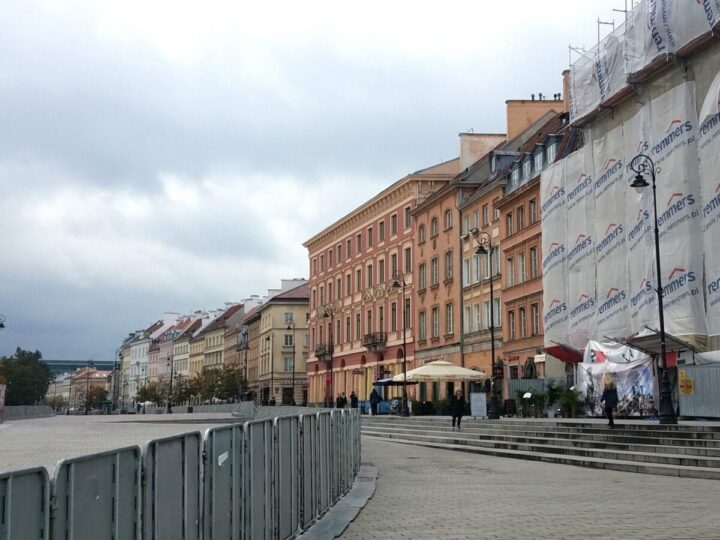bad warsaw holiday - before the protests