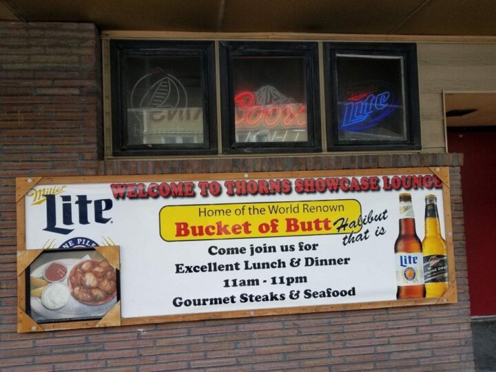 alaska humor signs show a lot of humor in Alaska